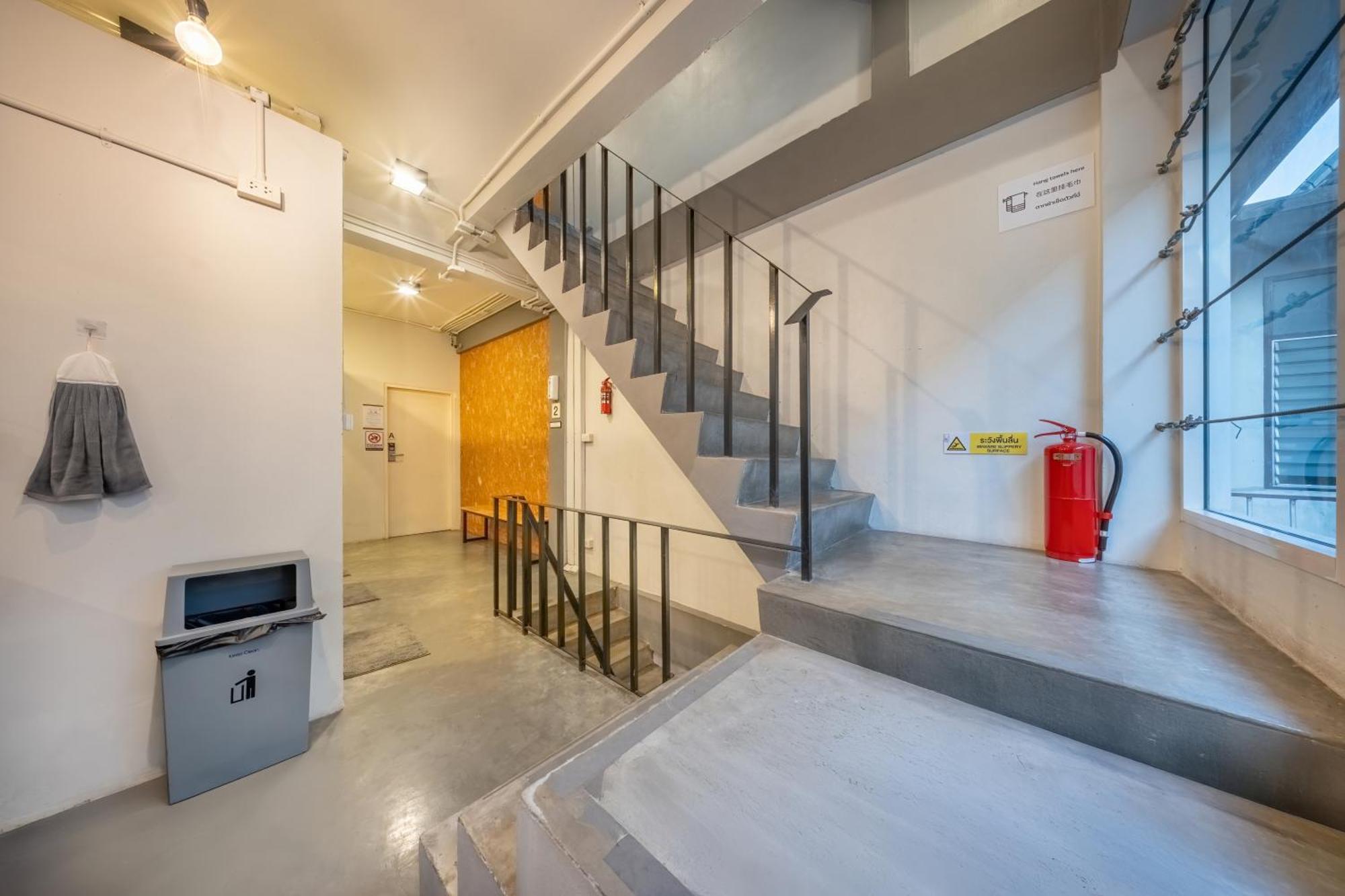 Ralph Bangkok Hostel Luaran gambar